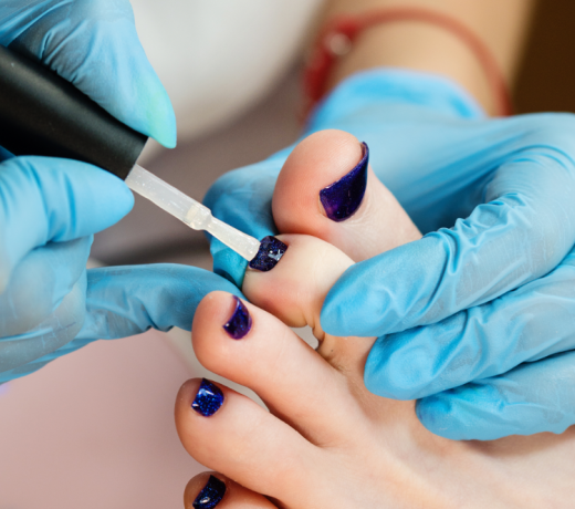 Cosmetische Voetverzorging en Gelpolish op Teennagels