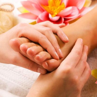 Slenders Footcare & Cosmetics voet en onderbeen massage Training voet en onderbeen massage Valkenswaard